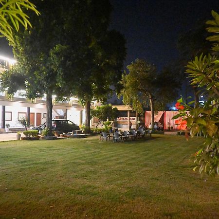 The Kedar Resort Mathura Εξωτερικό φωτογραφία